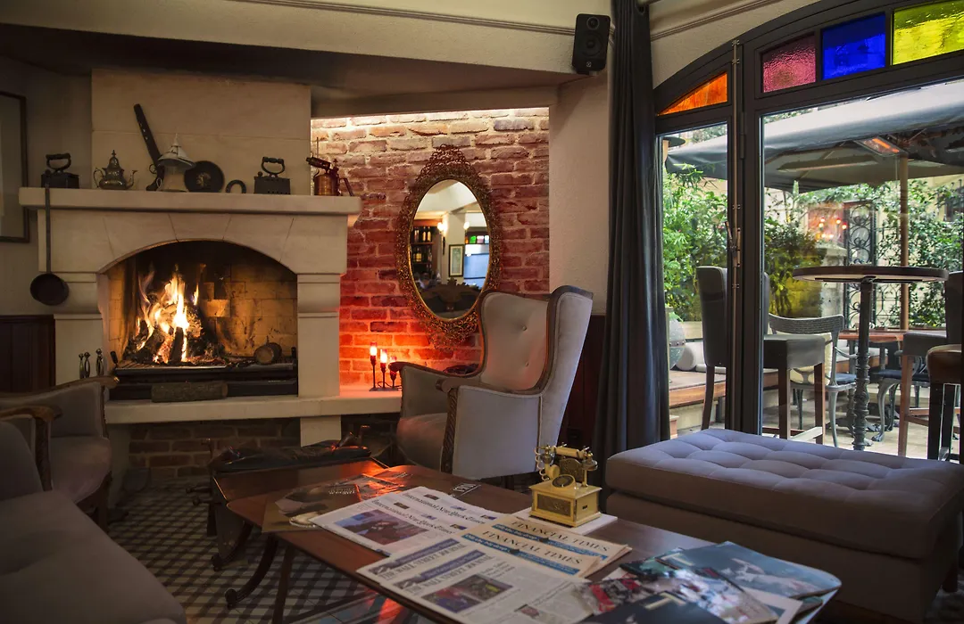 Corinne Art&Boutique Hotel-1